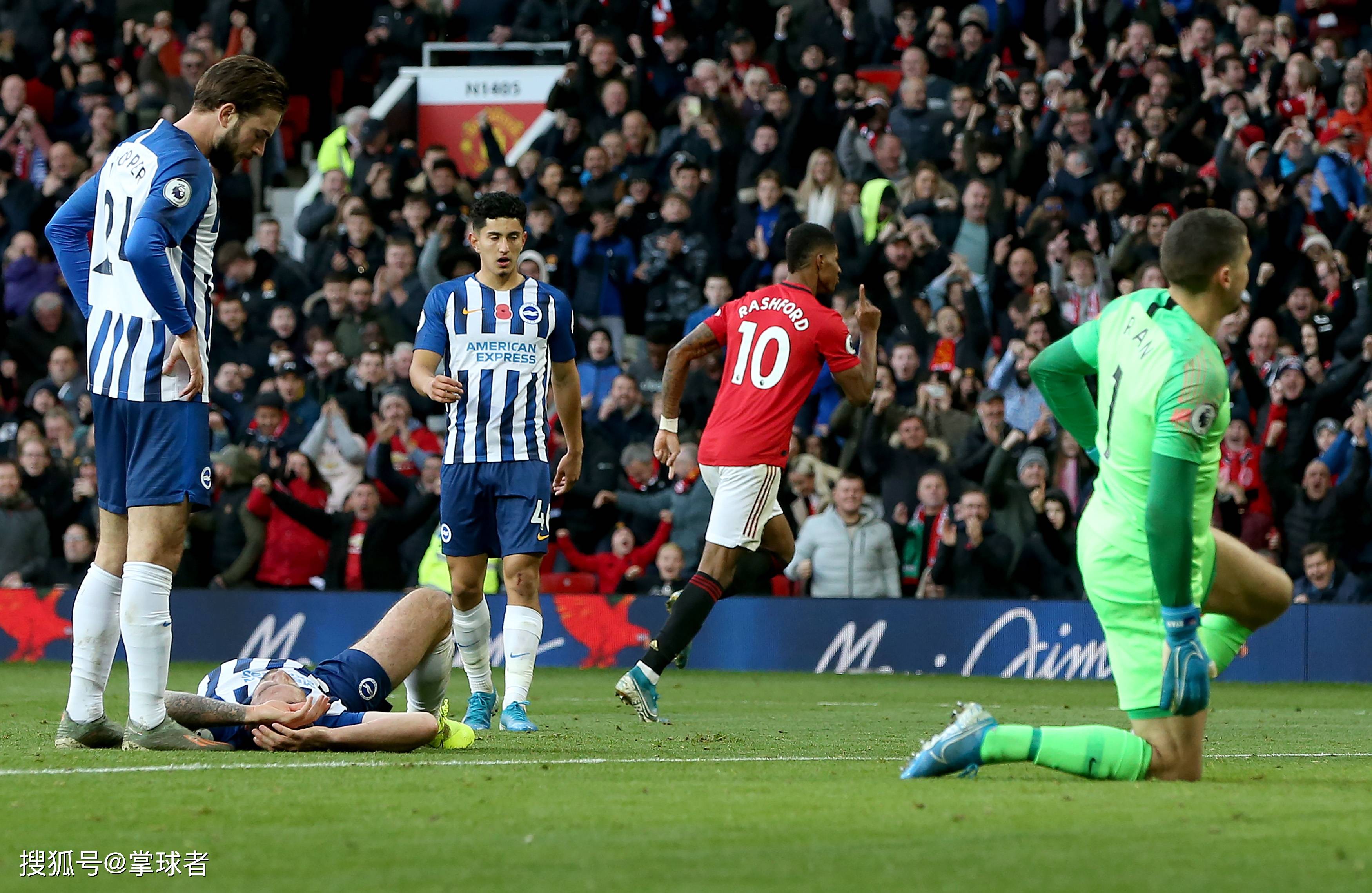 巴萨面临着 巴萨面临着